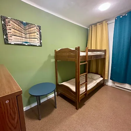 Hostel J17