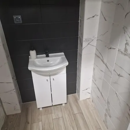 J17 Hostel