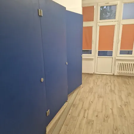 Hostel J17